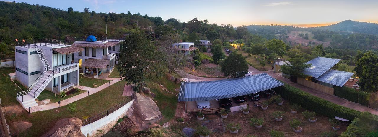 Twelve Oclock Resort Si Khio Exterior photo